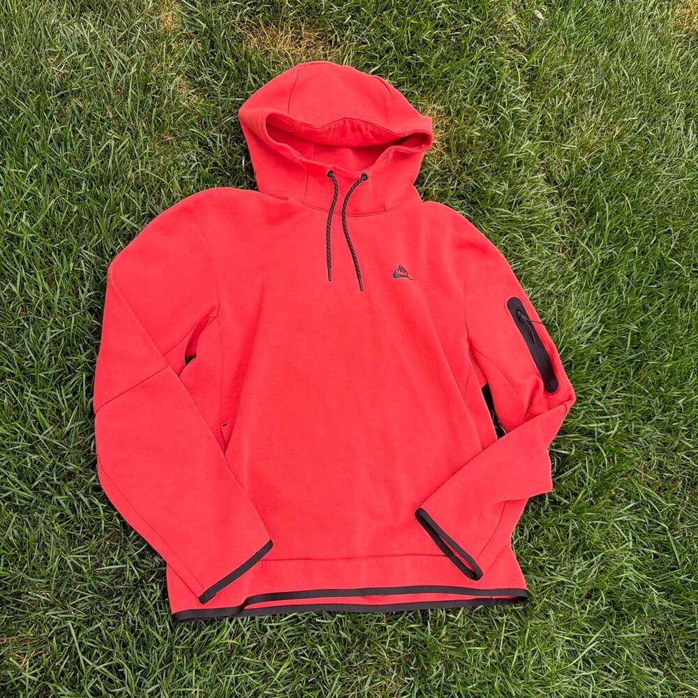 Nike Sportswear Tech Fleece Pullover Hoodie - Red (DD5174-605)